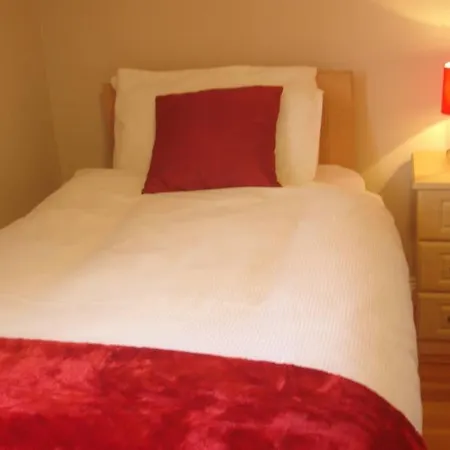 Lakeside House No 19 Holiday Village * Killarney